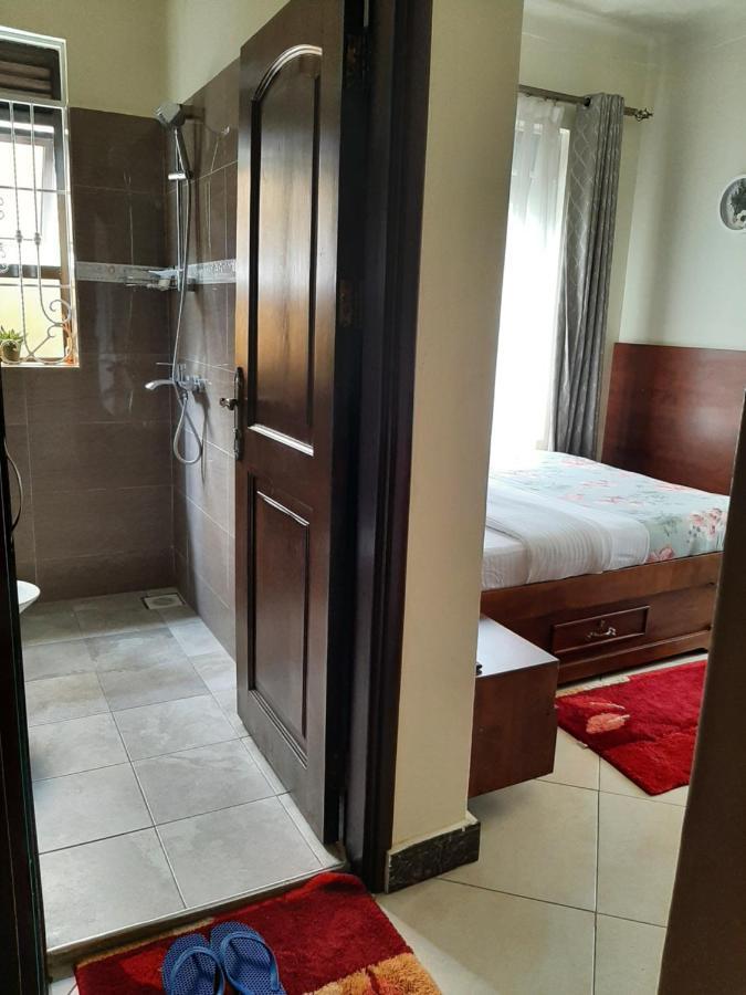 Casabonita * Kampala